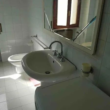 Casa In Pieno Centro Storico Uso Esclusivo